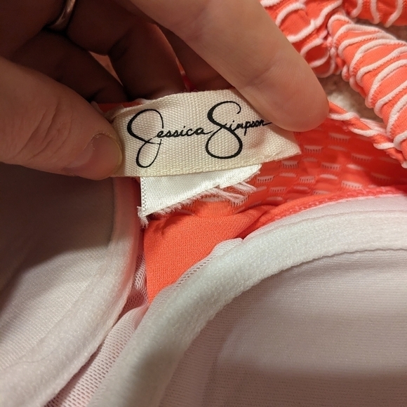 Jessica Simpson Twiggy Stripe underwire halter tankini top in Melon - Picture 8 of 8